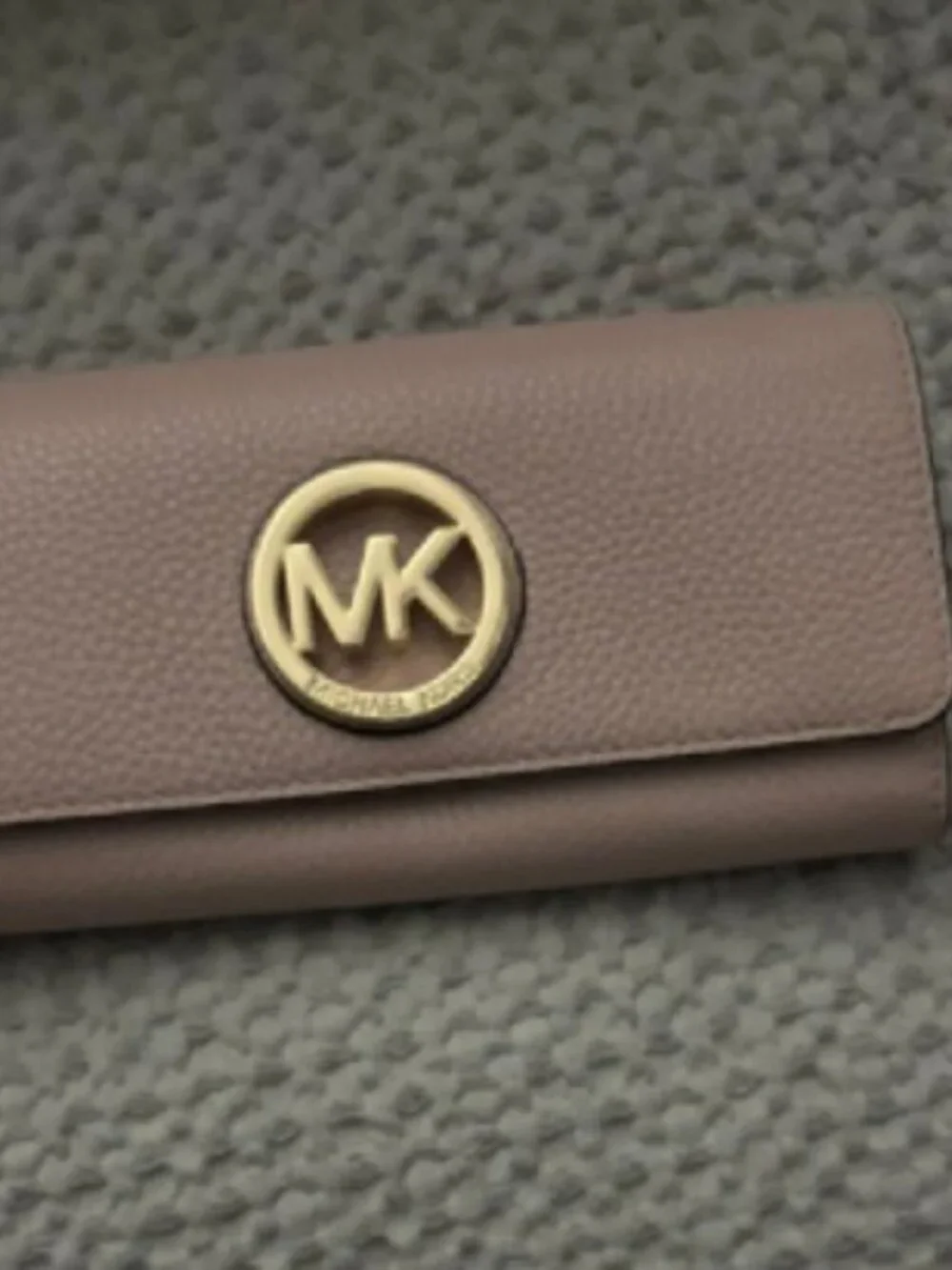 Michael Kors Medium Jet Set Tote with Matching Wallet  in Powder Pink NWT